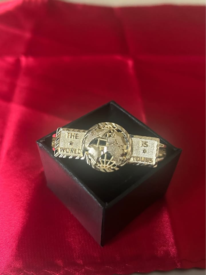 The World is Yourts Ring GF