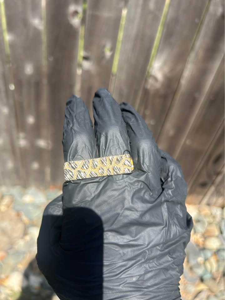 Double Finger Nugget GF
