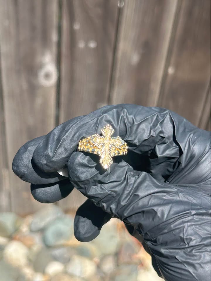 Nugget Cross Ring GF